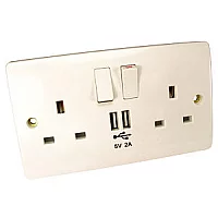 UK Wall Socket with built in USB Charging Ports